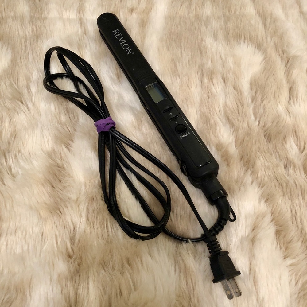 Revlon Hair Straightener